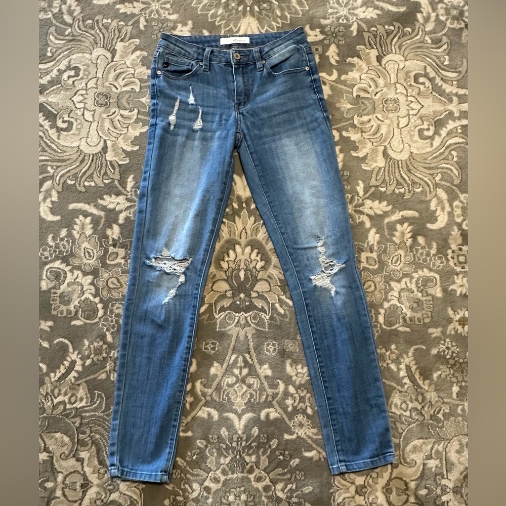 Kancan Mid Rise Distressed Skinny Jeans